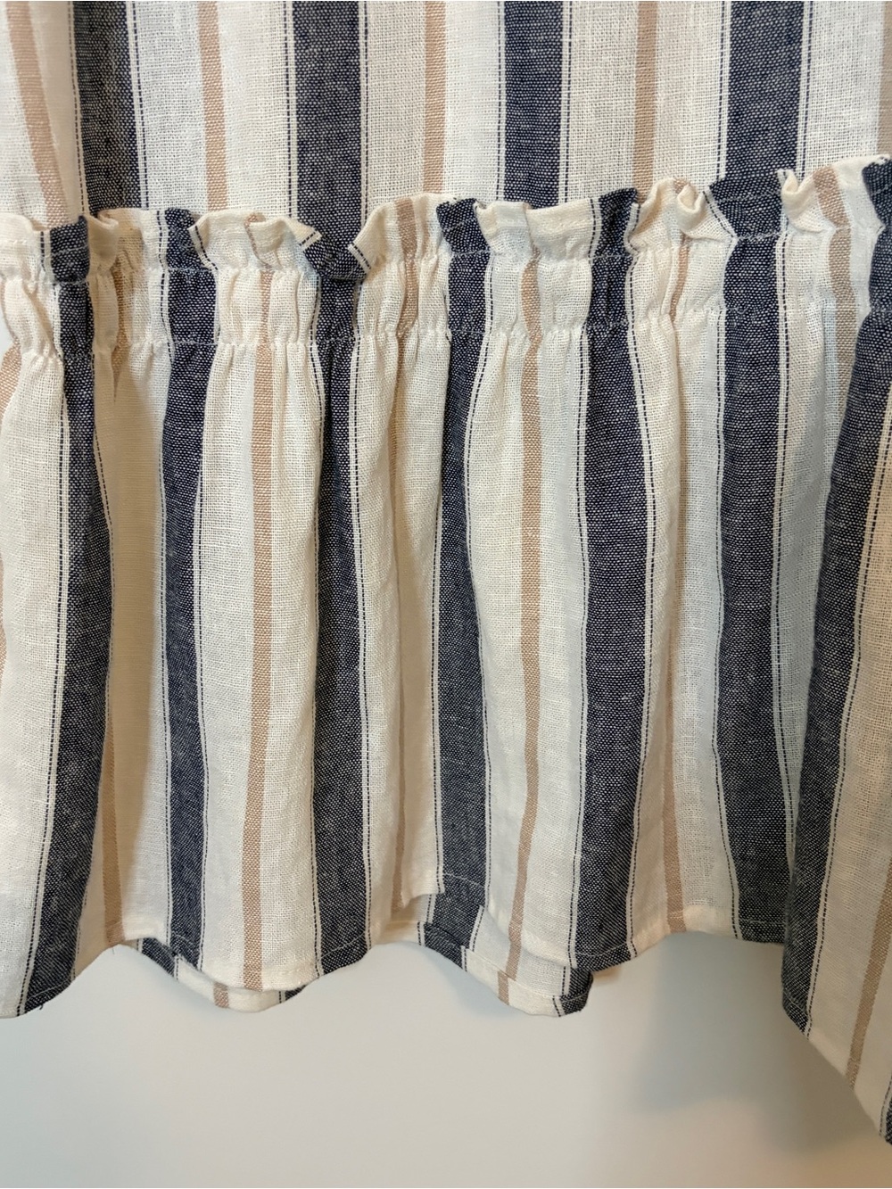 Cynthia Rowley Striped Top in Navy, Cream & Tan. Linen Blend. - Picture 7 of 10